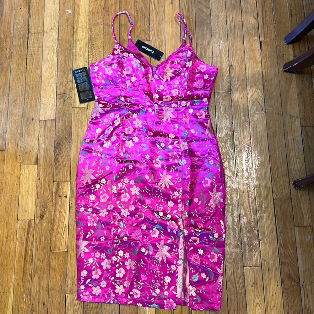 Bebe. Size: Medium. Color: Phlox pink